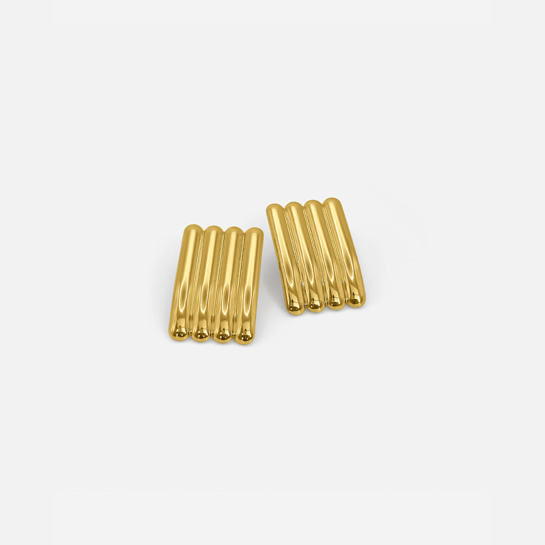 Long Ribbed Earrings Gold