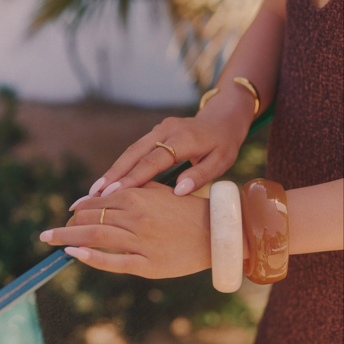 Contour Cuff Bracelet - Gold