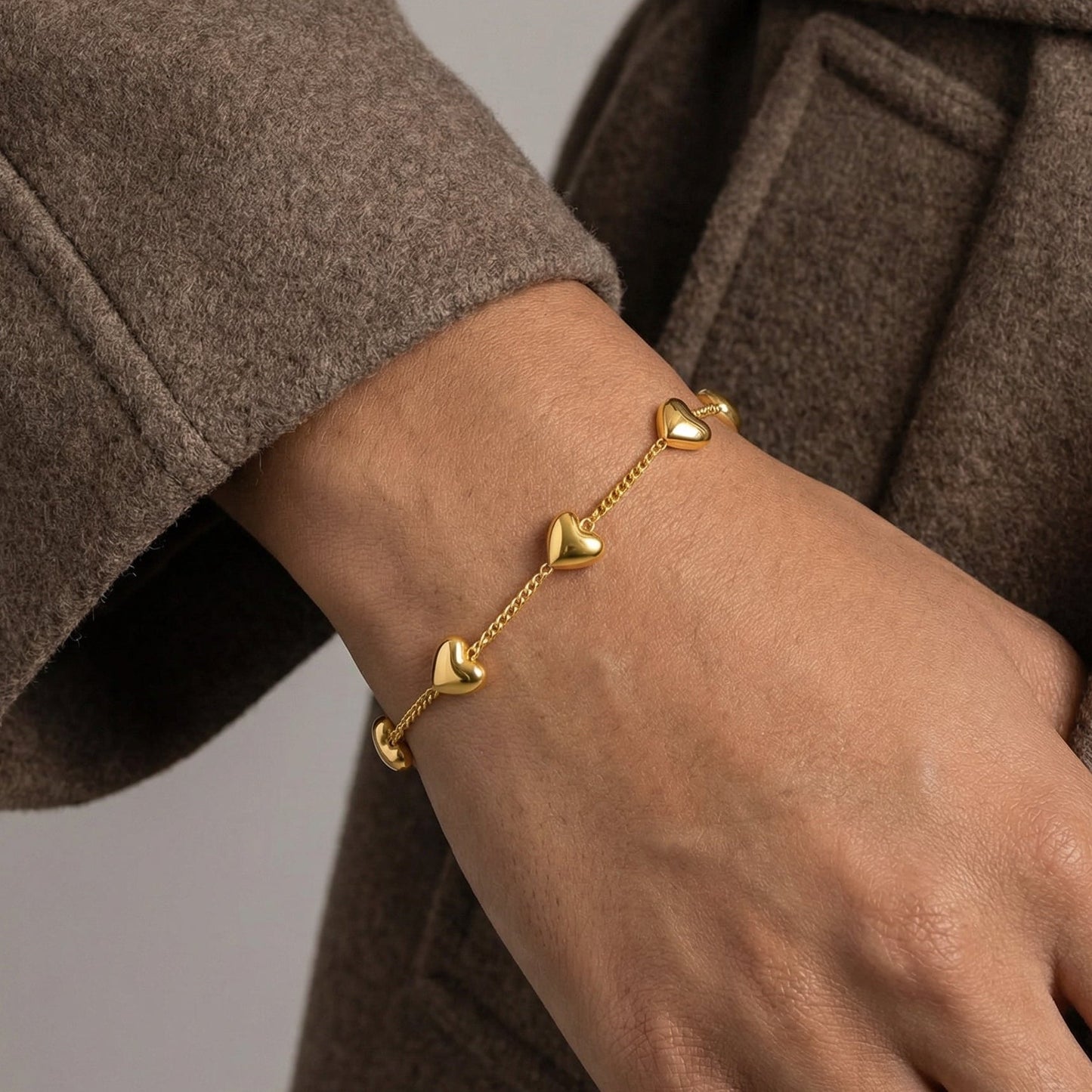 Mini Heart Chain Bracelet - Gold