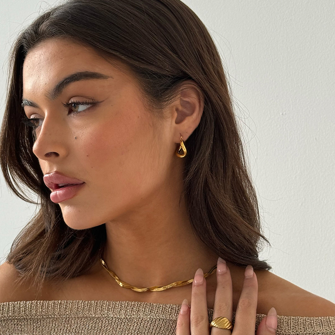 Tear Drop Earring Gold
