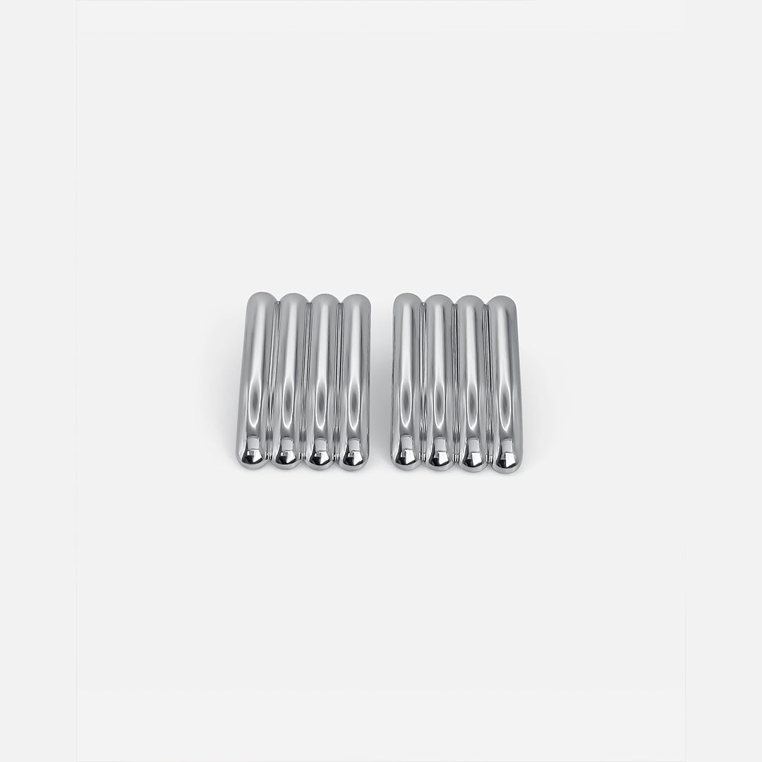 Long Ribbed Earrings Silver