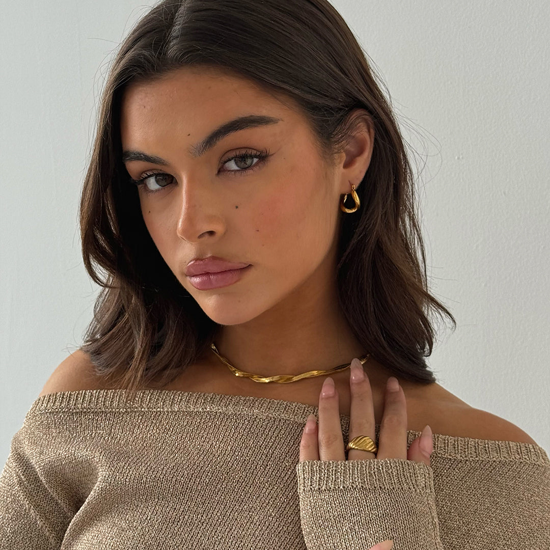 Twist Necklace