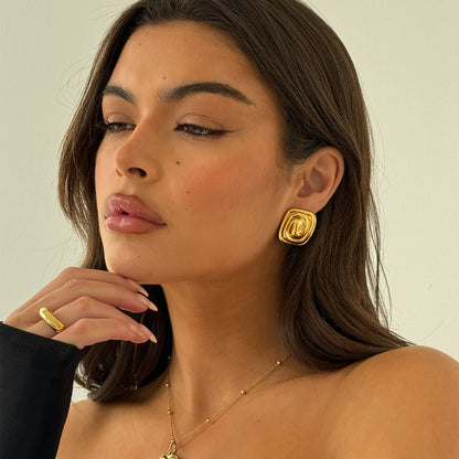 Spiral Earrings Gold