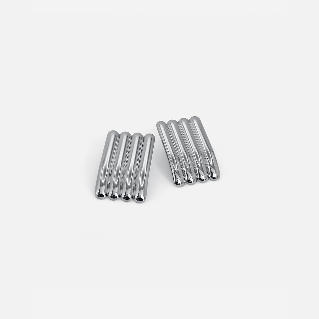 Long Ribbed Earrings Silver