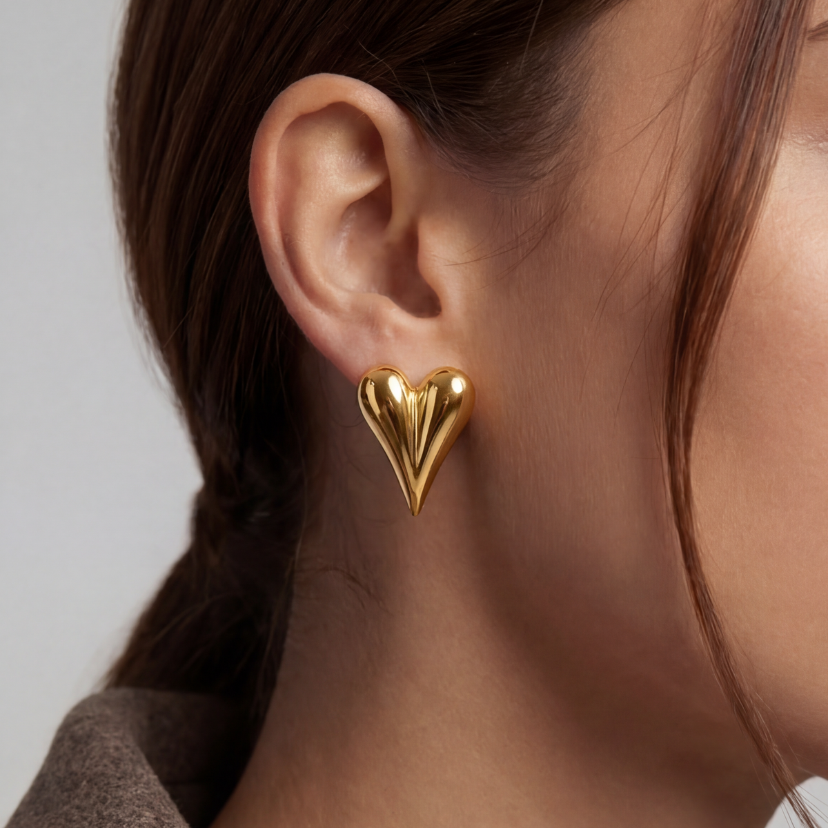 Love Heart Earrings - Gold