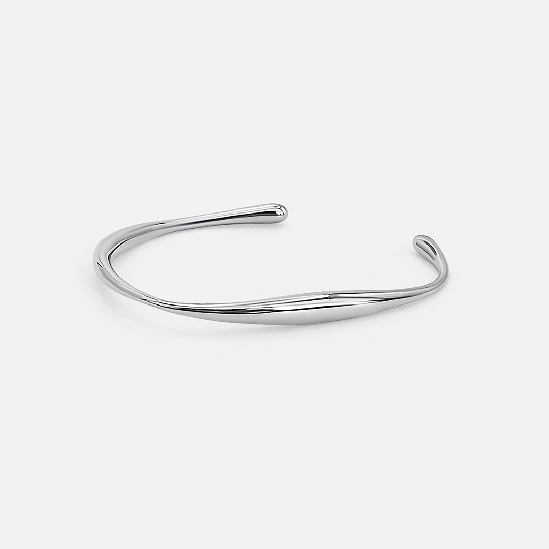Curved Bracelet