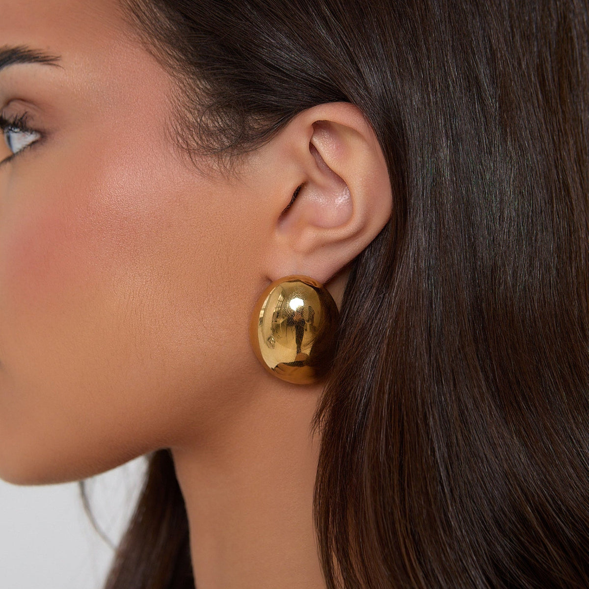 Gold Oval Earrings