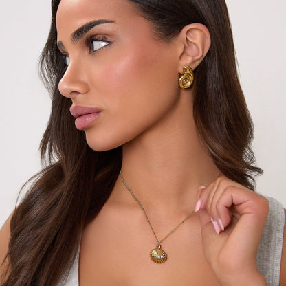 Gold Shell Necklace