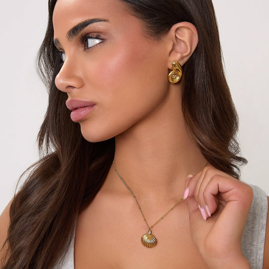 Gold Shell Necklace
