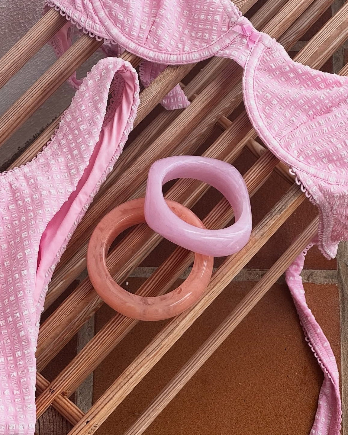 Rosa Bangle