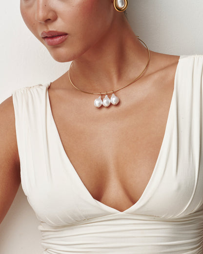 Pearl Drop Collar Necklace