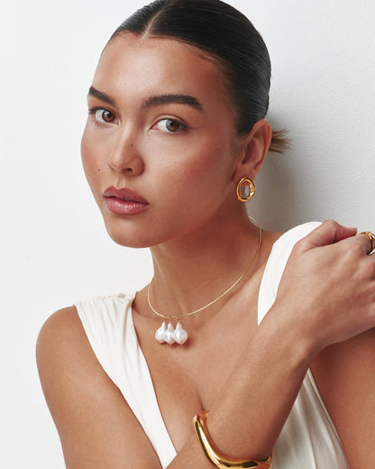 Mini Open Oval Earrings Gold
