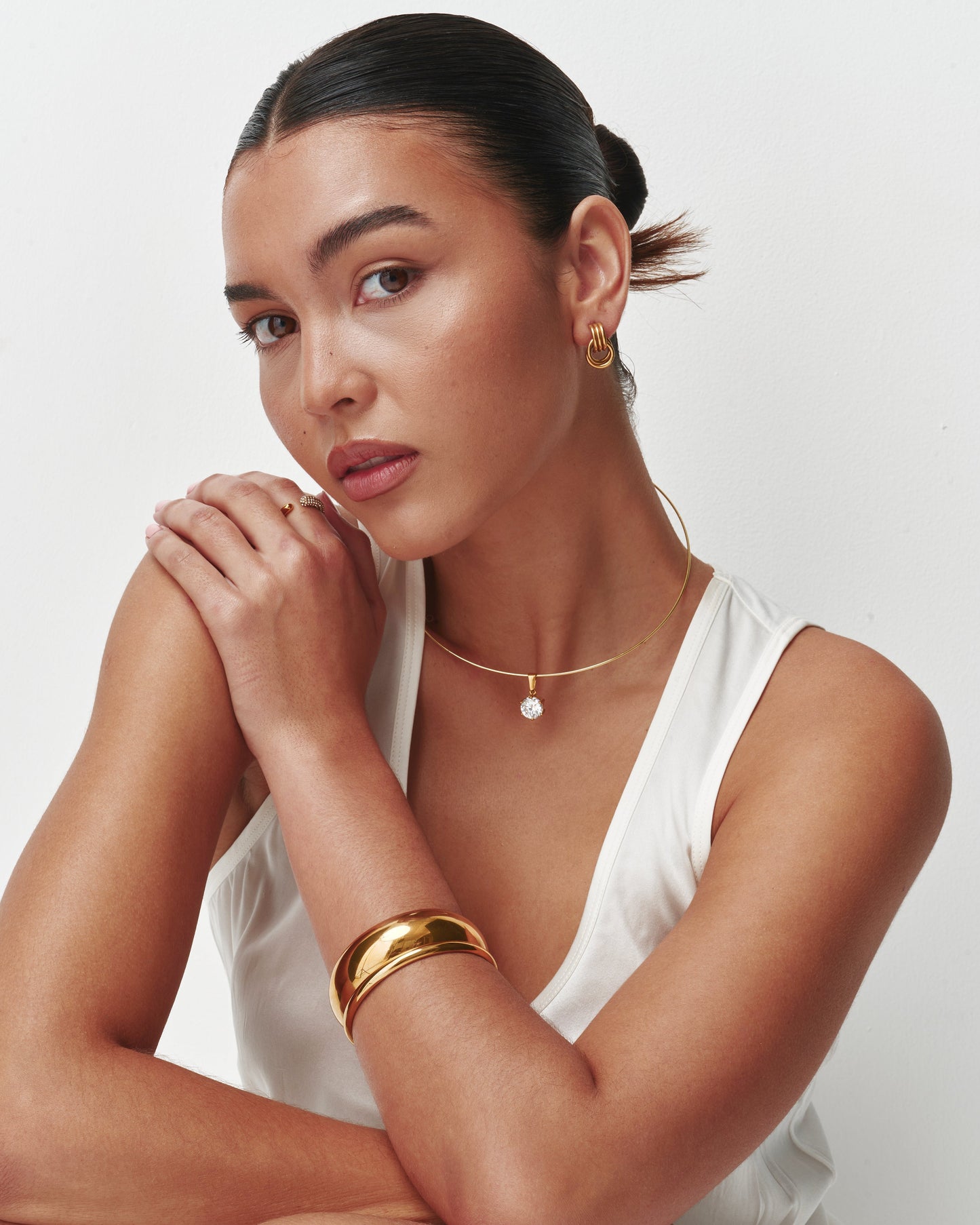 Round Cut Collar Necklace
