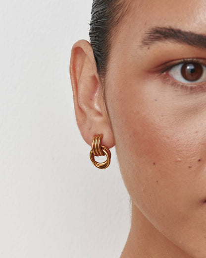 Mini Knot Earrings Gold