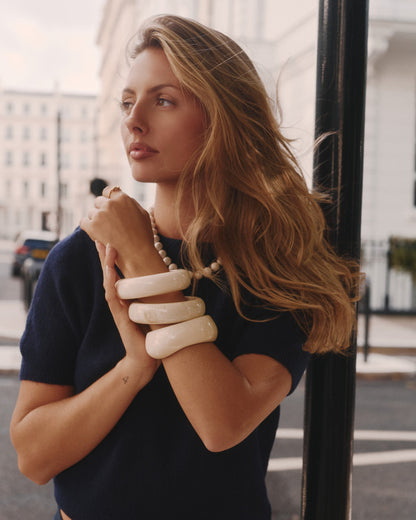 Almond Sculpt Bangle