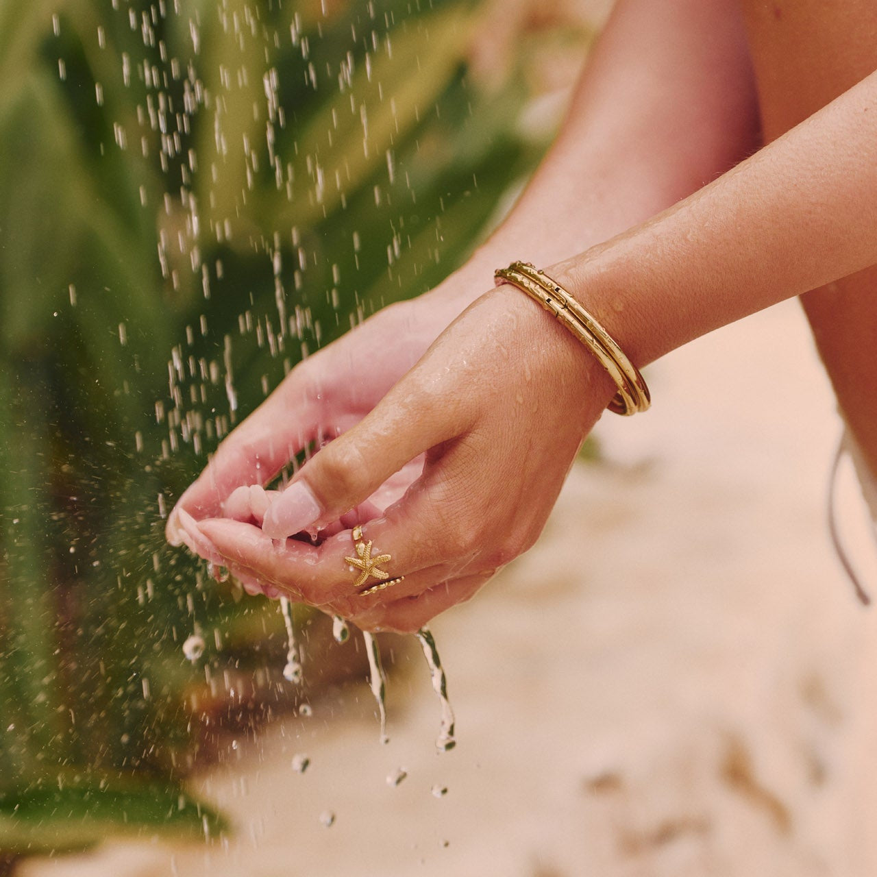 Aura Bangle  - Gold