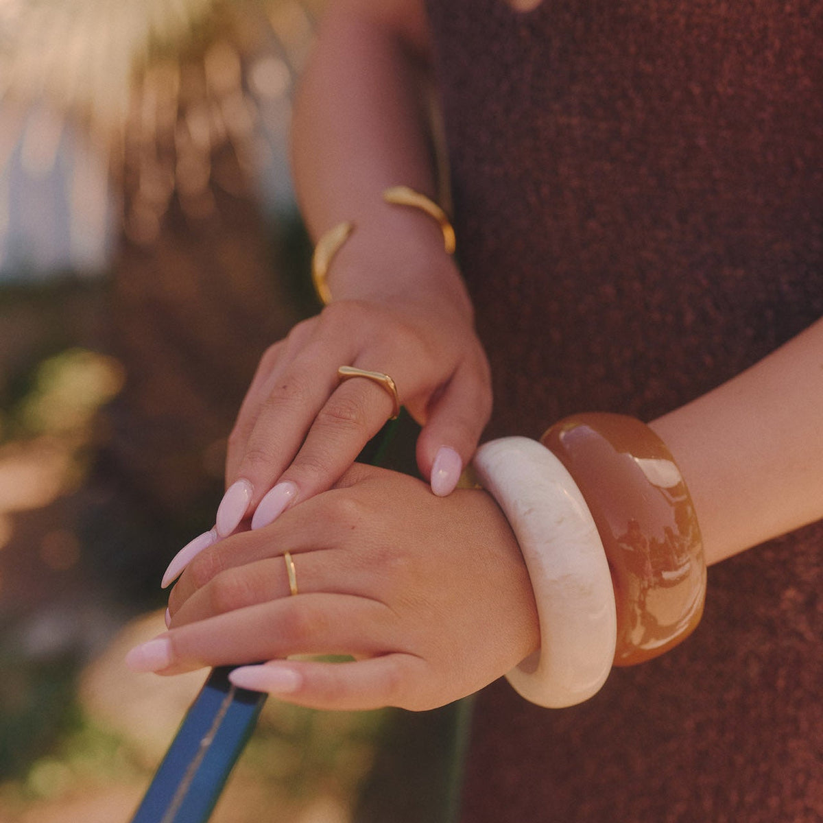 Contour Cuff Bracelet - Gold
