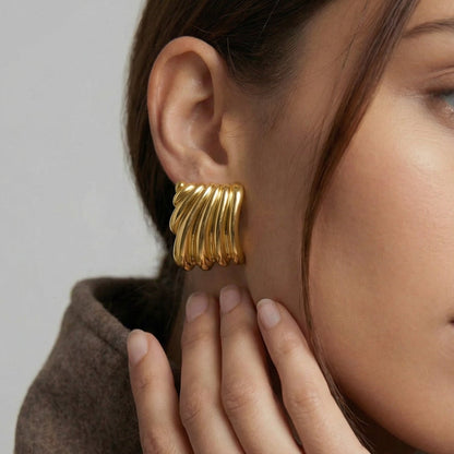 Ripple Earring Gold